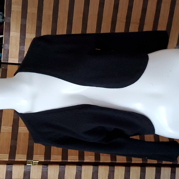 Neiman Marcus Sweaters - NWT! Cashmere Neiman marcus  collection
